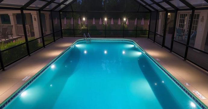 Telas de proteção para piscina: segurança e estilo