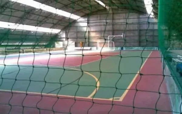 Redes de proteção para quadras esportivas segurança, resistência e praticidade